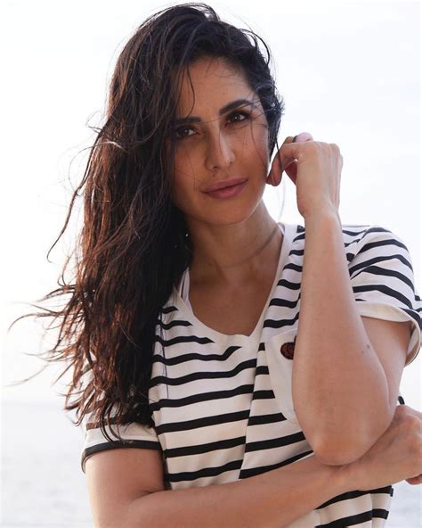 Katrina Kaif Hot & Sexy Photos, Instagram Images, Pictures